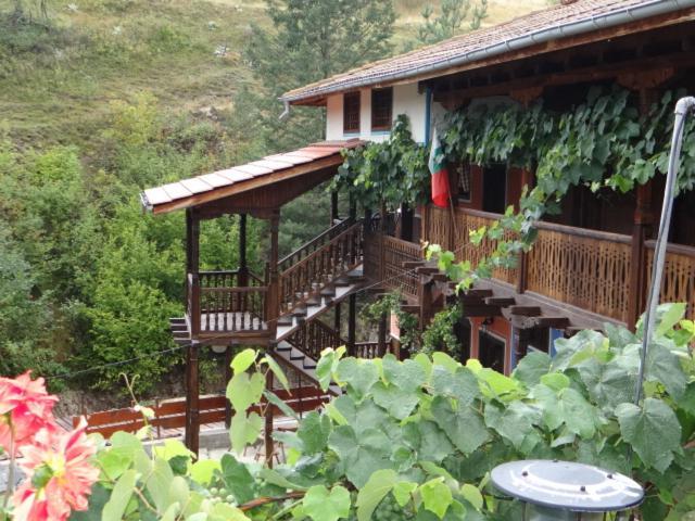 Hotel Недкова Къща Koprivshtitsa Exterior foto