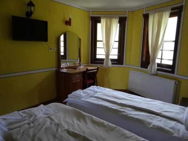 Hotel Недкова Къща Koprivshtitsa Exterior foto